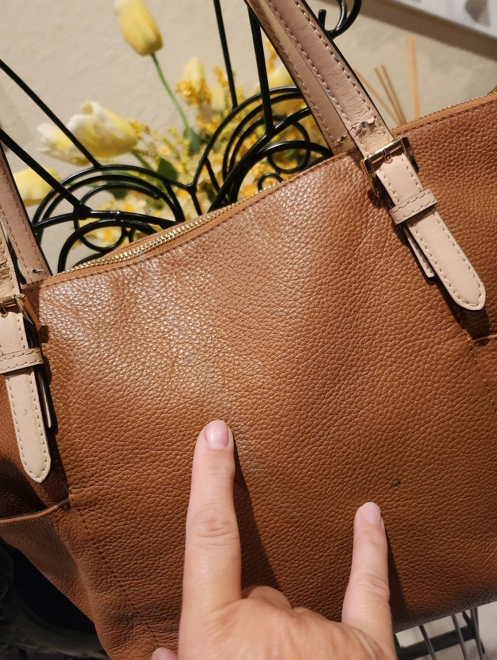 Michael Kors leather shoulder bag